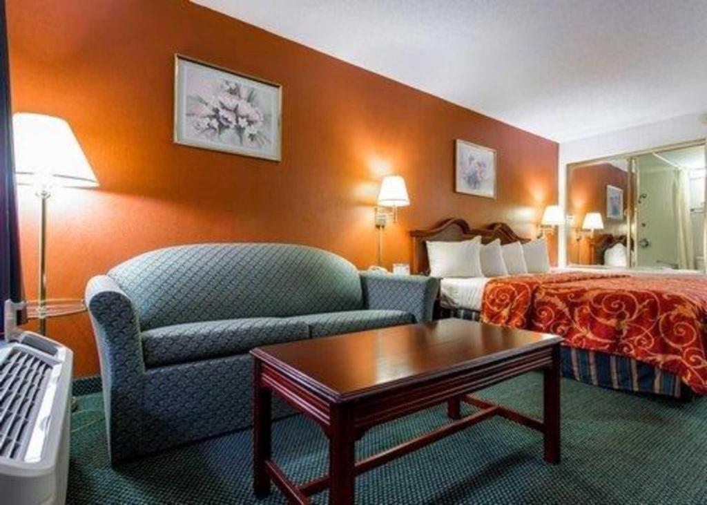 Econo Lodge South Гарнер Экстерьер фото