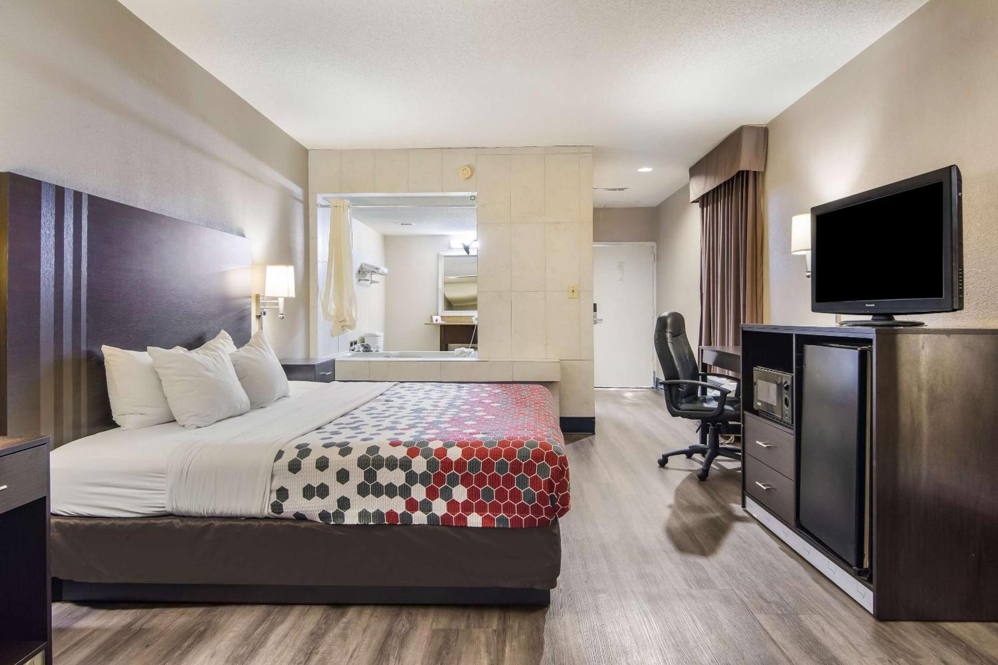 Econo Lodge South Гарнер Экстерьер фото