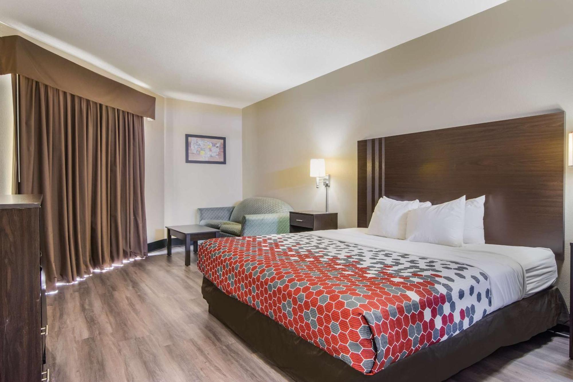Econo Lodge South Гарнер Экстерьер фото