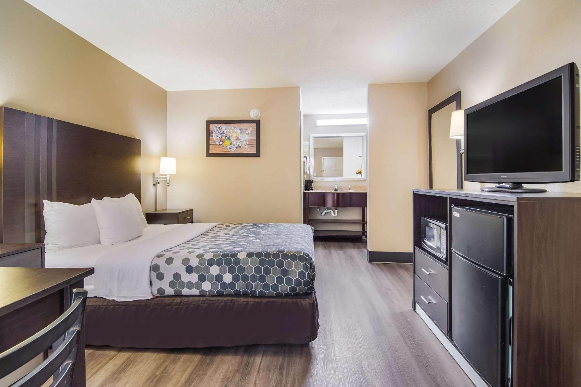 Econo Lodge South Гарнер Экстерьер фото